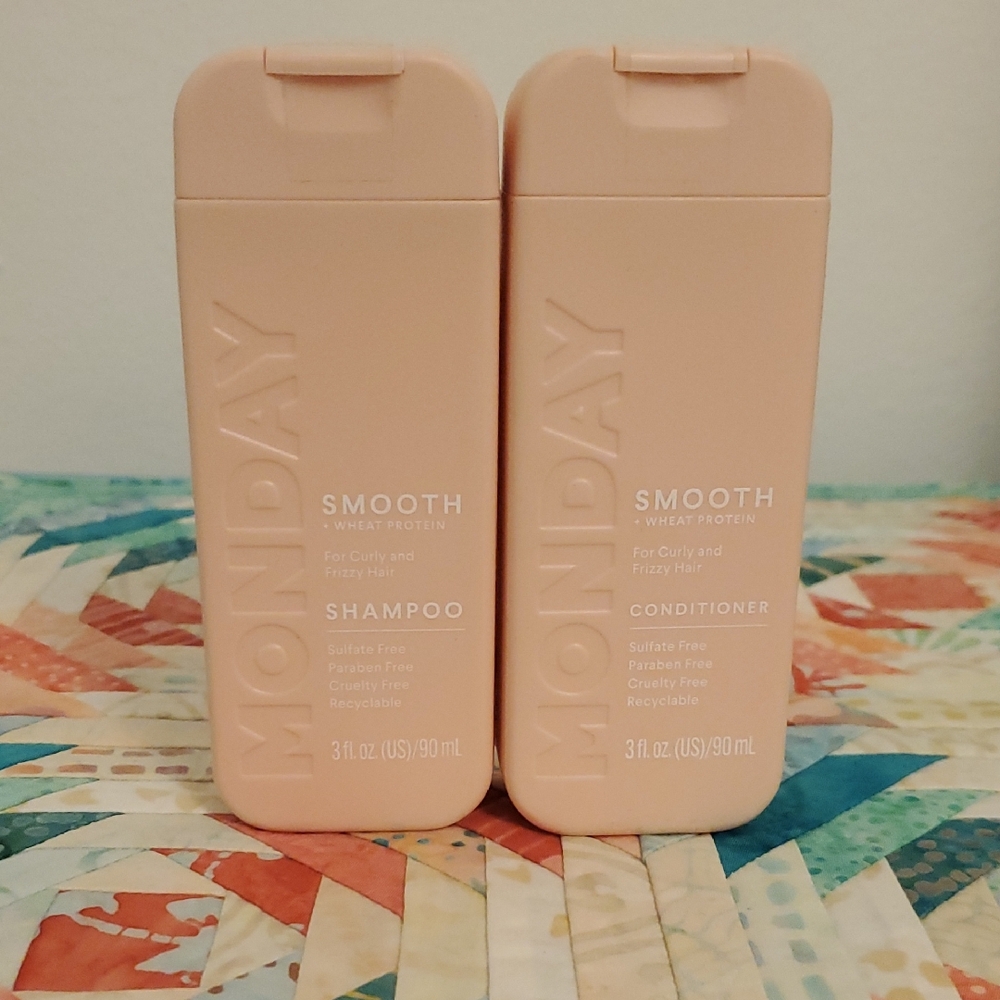 Monday Haircare Smooth Shampoo & Conditioner